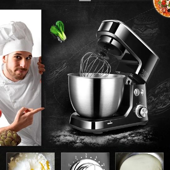 papa prepare pate pizza avec batteur melangeur