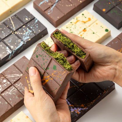 decoration artistique pour tablette chocolat avec moule silicone