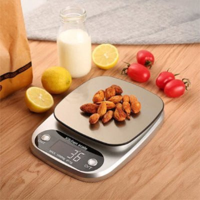 nana pese amandes avec balance cuisine numérique