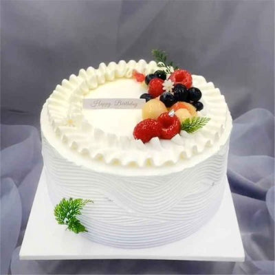 mya decore gateau anniversaire avec douille patisserie