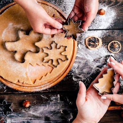 creer biscuit pain epices avec emporte piece noel