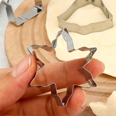 utiliser emporte piece noel pour biscuit etoile