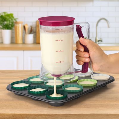 doser muffins avec entonnoir a piston plastique