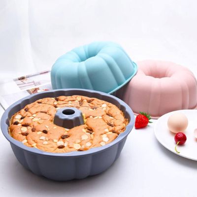 moule a gateau bundt fruits