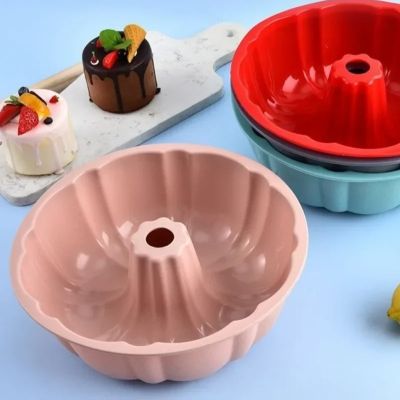 moule a gateau bundt rose