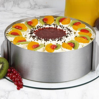 assembler charlotte aux fruits dans moule a gateau