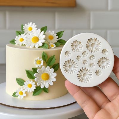 decorations gateau avec moules en silicone fleur
