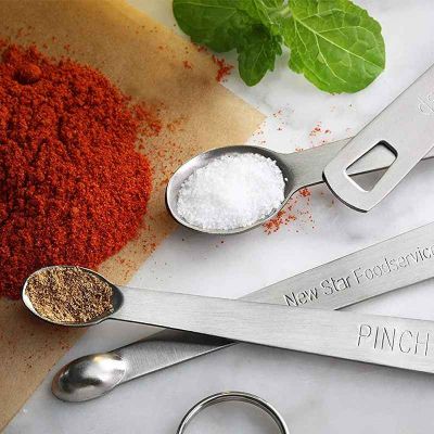 nana mesure poivre avec cuillere doseuse ajustable