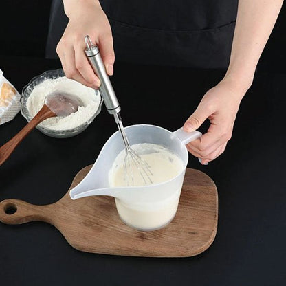 nana melange pate crepe dans verre-doseur